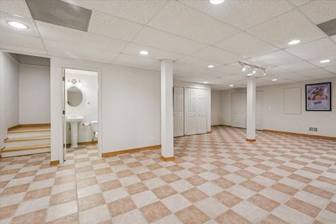 Tiny photo for 1208 Shetland Drive, Mundelein, IL 60060 (MLS # 12611788)