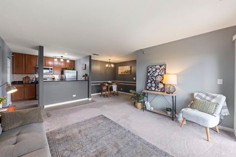 Tiny photo for 208 Glengarry Drive #302, Bloomingdale, IL 60108 (MLS # 12591027)