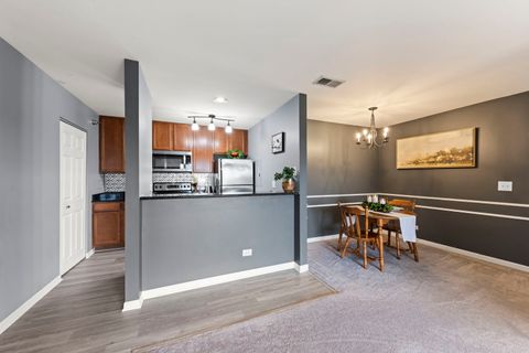 Tiny photo for 208 Glengarry Drive #302, Bloomingdale, IL 60108 (MLS # 12591027)