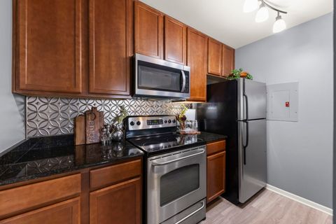 Tiny photo for 208 Glengarry Drive #302, Bloomingdale, IL 60108 (MLS # 12591027)