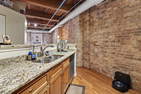 Tiny photo for 225 W HURON Street #306, Chicago, IL 60654 (MLS # 12789547)