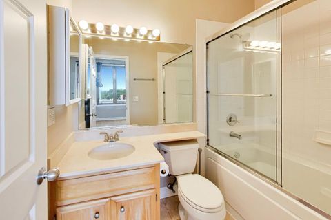 Tiny photo for 1875 N WINNEBAGO Avenue #4W, Chicago, IL 60647 (MLS # 12692131)