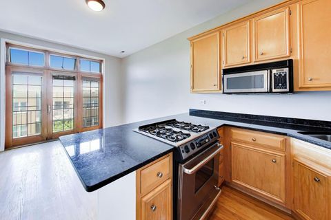 Tiny photo for 1875 N WINNEBAGO Avenue #4W, Chicago, IL 60647 (MLS # 12692131)