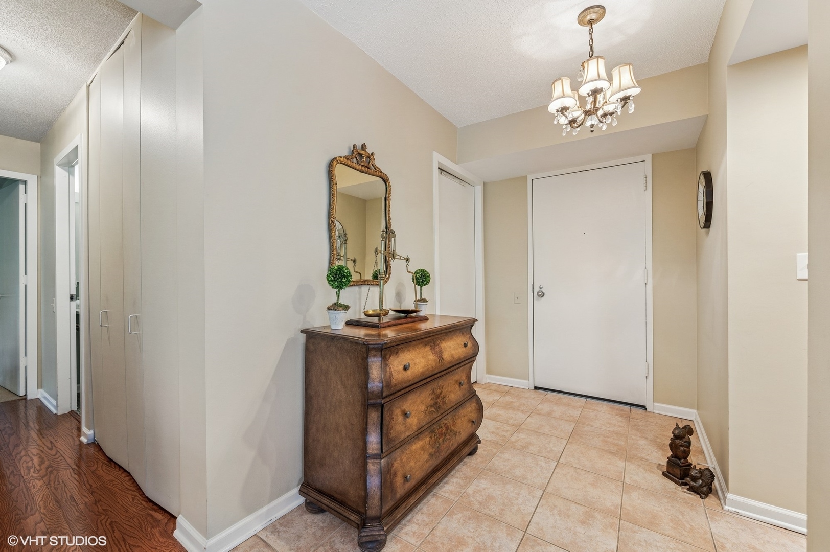 1169 S Plymouth Court 312