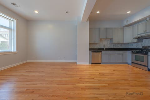 Tiny photo for 2841 S Wells Street #1W, Chicago, IL 60616 (MLS # 12706259)