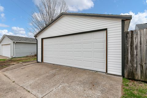 Tiny photo for 306 S Elmwood Avenue, Davenport, IA 52802 (MLS # 12608130)