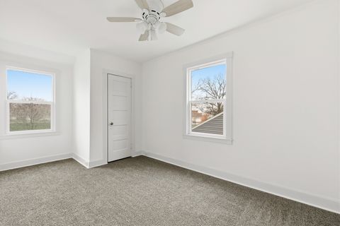 Tiny photo for 306 S Elmwood Avenue, Davenport, IA 52802 (MLS # 12608130)