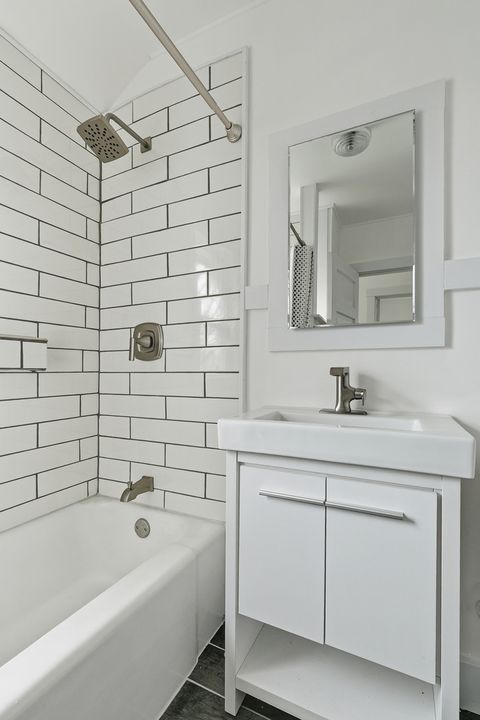 Tiny photo for 306 S Elmwood Avenue, Davenport, IA 52802 (MLS # 12608130)