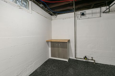 Tiny photo for 306 S Elmwood Avenue, Davenport, IA 52802 (MLS # 12608130)