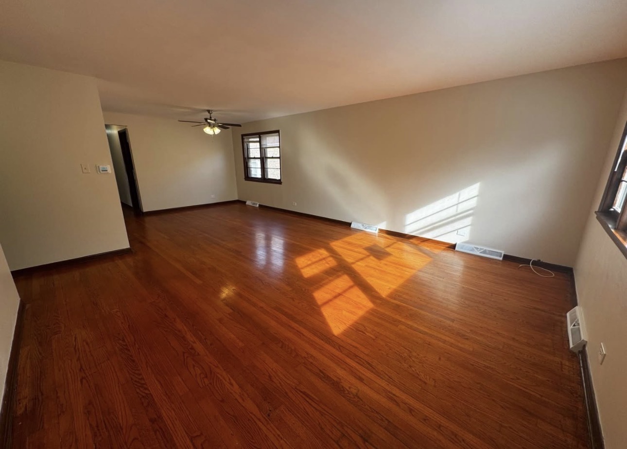 725 BRUMMEL Street 2