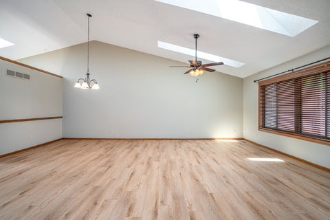 Tiny photo for 3321 E Ridge Place #0, Bettendorf, IA 52722 (MLS # 12717577)