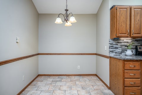 Tiny photo for 3321 E Ridge Place #0, Bettendorf, IA 52722 (MLS # 12717577)