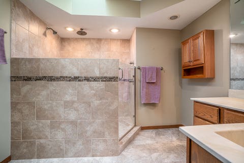 Tiny photo for 3321 E Ridge Place #0, Bettendorf, IA 52722 (MLS # 12717577)