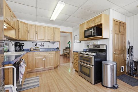 Tiny photo for 4149 28th Avenue, Moline, IL 61265 (MLS # 12593169)