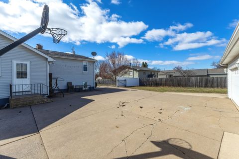 Tiny photo for 4149 28th Avenue, Moline, IL 61265 (MLS # 12593169)