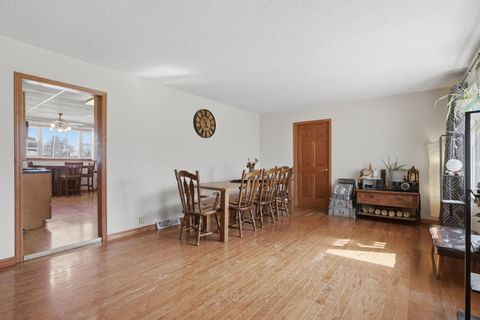 Tiny photo for 4149 28th Avenue, Moline, IL 61265 (MLS # 12593169)