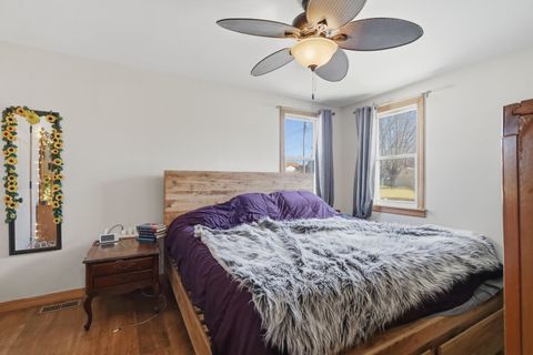 Tiny photo for 4149 28th Avenue, Moline, IL 61265 (MLS # 12593169)