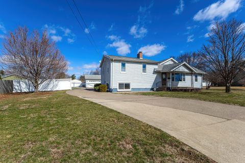Tiny photo for 4149 28th Avenue, Moline, IL 61265 (MLS # 12593169)
