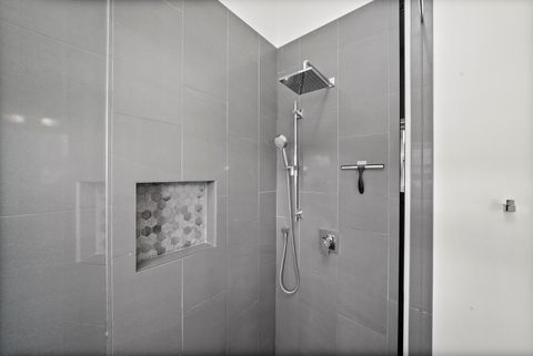 Tiny photo for 1048 W Fulton Street #4, Chicago, IL 60607 (MLS # 12489223)