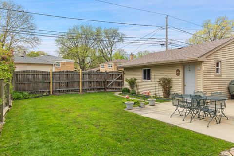 Tiny photo for 9226 Kilbourn Avenue, Skokie, IL 60076 (MLS # 12610574)