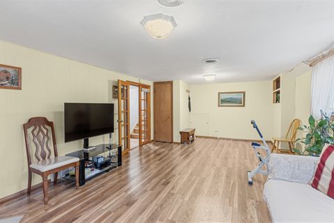 Tiny photo for 9226 Kilbourn Avenue, Skokie, IL 60076 (MLS # 12610574)