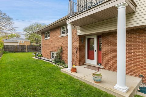 Tiny photo for 9226 Kilbourn Avenue, Skokie, IL 60076 (MLS # 12610574)