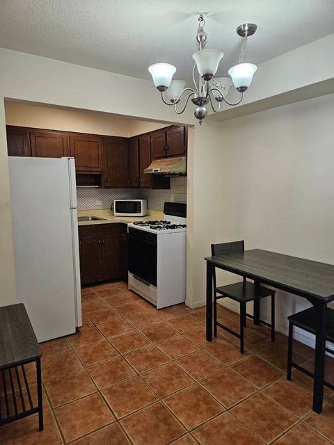 Tiny photo for 7234 W North Avenue #908, Elmwood Park, IL 60707 (MLS # 12583430)