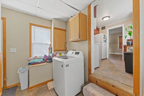 Tiny photo for 901 E Babcock Avenue, Addison, IL 60101 (MLS # 12485860)