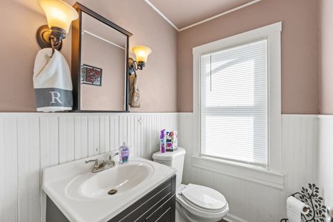 Tiny photo for 901 E Babcock Avenue, Addison, IL 60101 (MLS # 12485860)