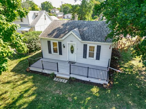 Tiny photo for 901 E Babcock Avenue, Addison, IL 60101 (MLS # 12485860)