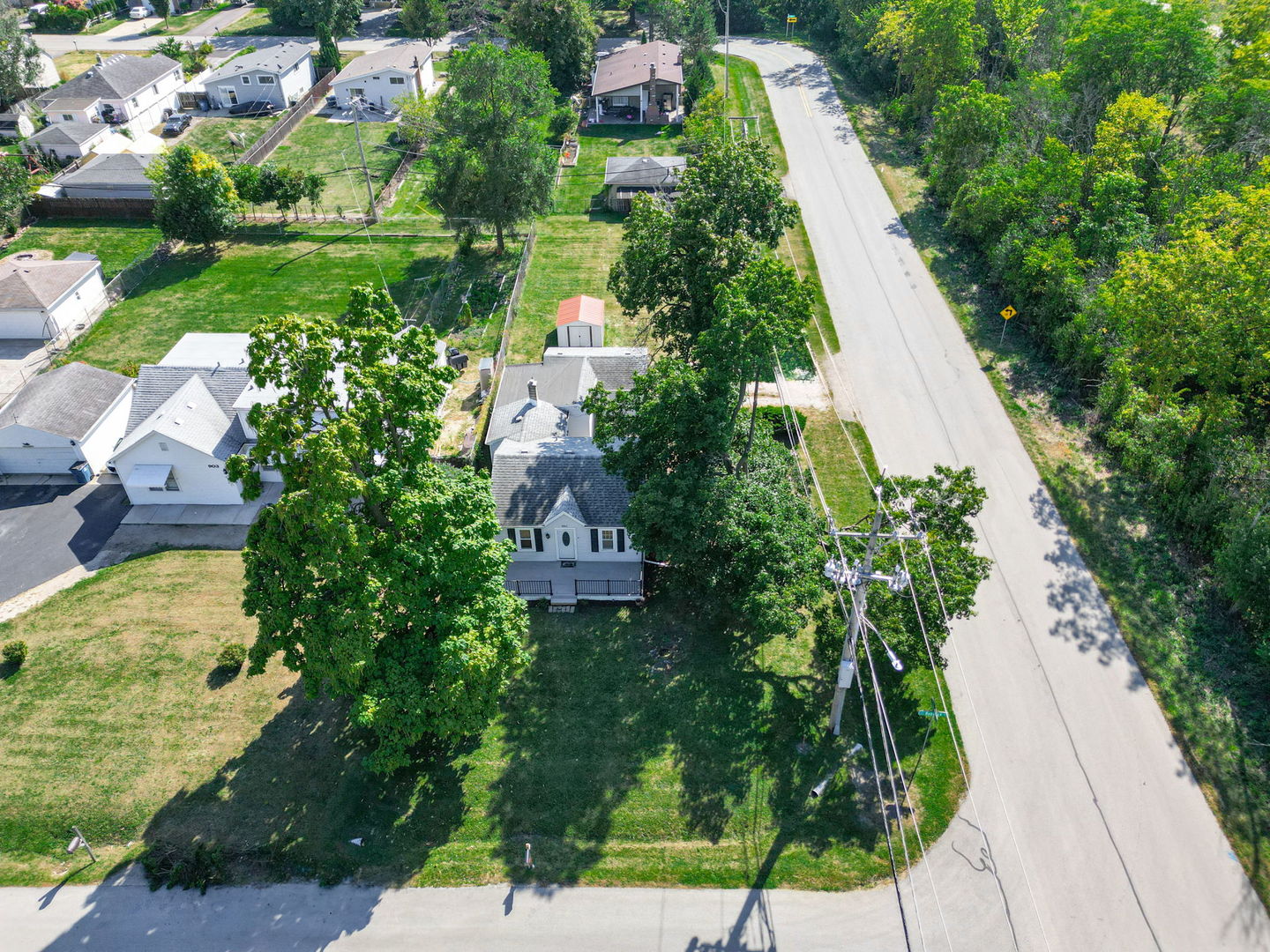 901 E Babcock Avenue