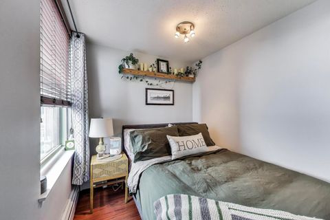 Tiny photo for 3033 N Sheridan Road #602, Chicago, IL 60657 (MLS # 12392654)
