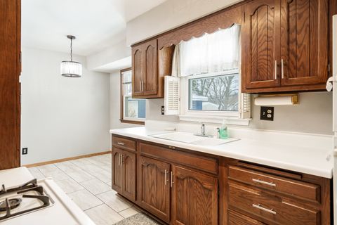 Tiny photo for 3308 WESLEYAN Avenue, Rockford, IL 61108 (MLS # 12530854)
