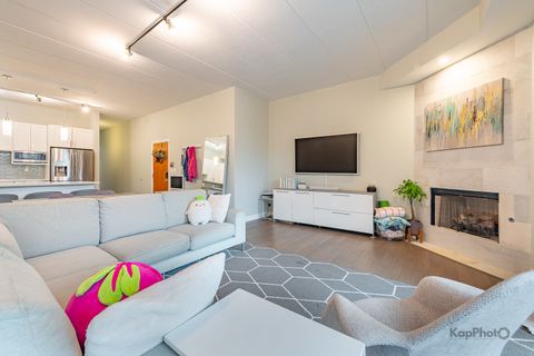 Tiny photo for 1332 W Madison Street #2W, Chicago, IL 60607 (MLS # 12594618)