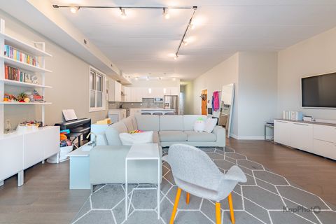 Tiny photo for 1332 W Madison Street #2W, Chicago, IL 60607 (MLS # 12594618)