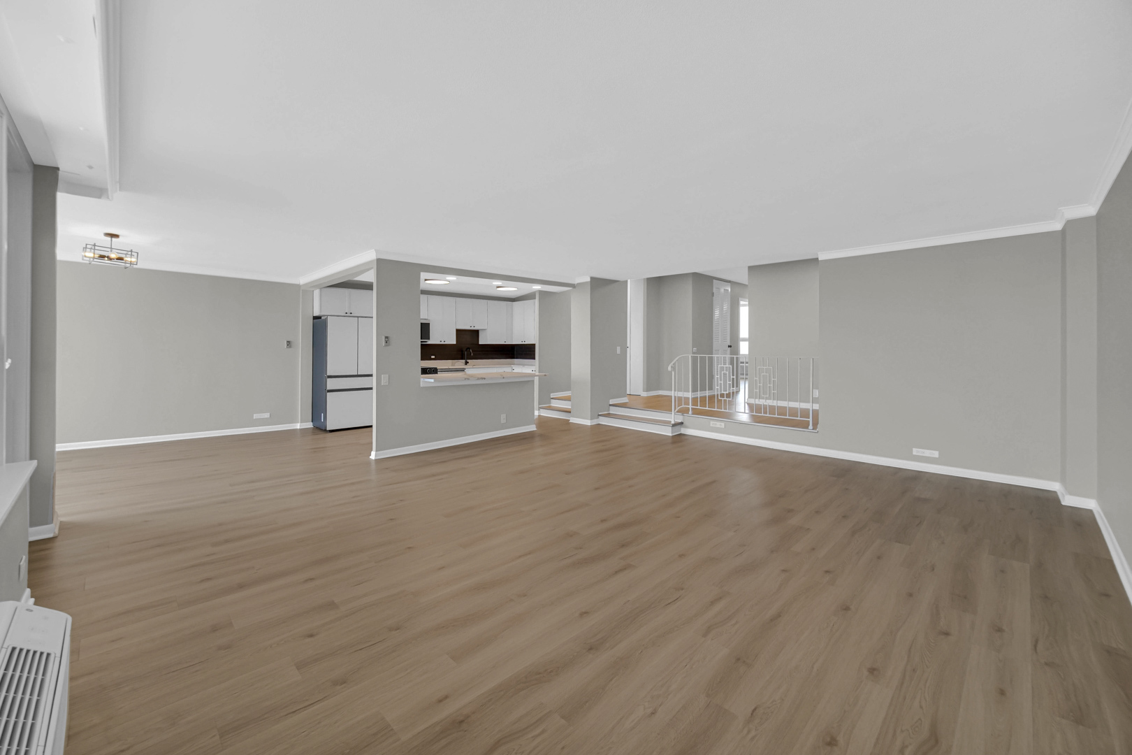 5733 N Sheridan Road 27C