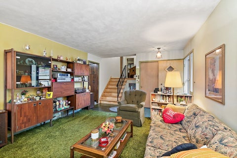 Tiny photo for 2073 Westview Drive, Des Plaines, IL 60018 (MLS # 12783420)