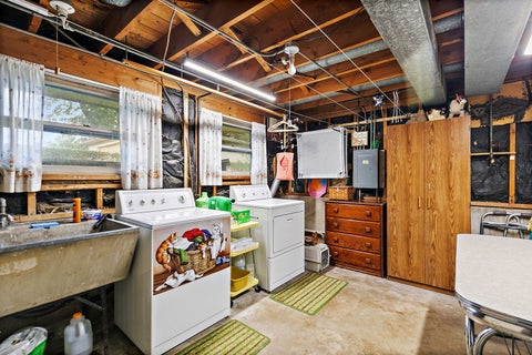 Tiny photo for 2073 Westview Drive, Des Plaines, IL 60018 (MLS # 12783420)