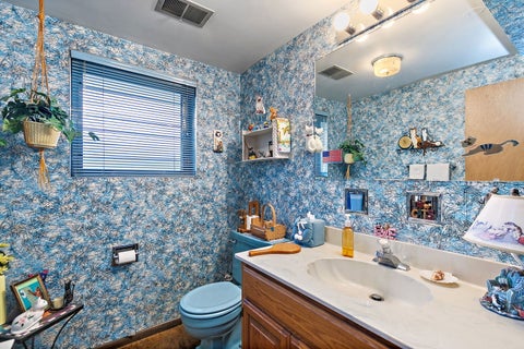 Tiny photo for 2073 Westview Drive, Des Plaines, IL 60018 (MLS # 12783420)