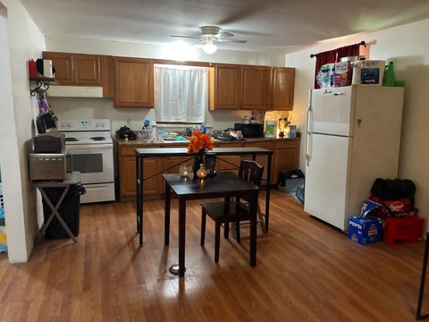 Tiny photo for 121 E Opdyke Avenue, Mt Vernon, IL 62864 (MLS # 12748202)