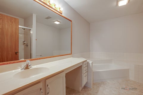 Tiny photo for 1262 N Wellington Court, Buffalo Grove, IL 60089 (MLS # 12707423)