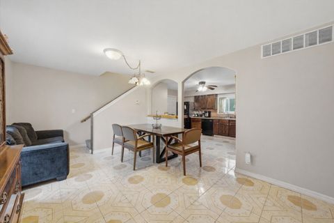 Tiny photo for Aurora, IL 60505 (MLS # 12613542)