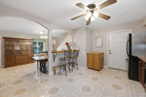 Tiny photo for Aurora, IL 60505 (MLS # 12613542)