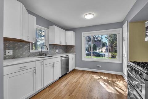 Tiny photo for 3137 SUNSET Lane, Franklin Park, IL 60131 (MLS # 12458359)