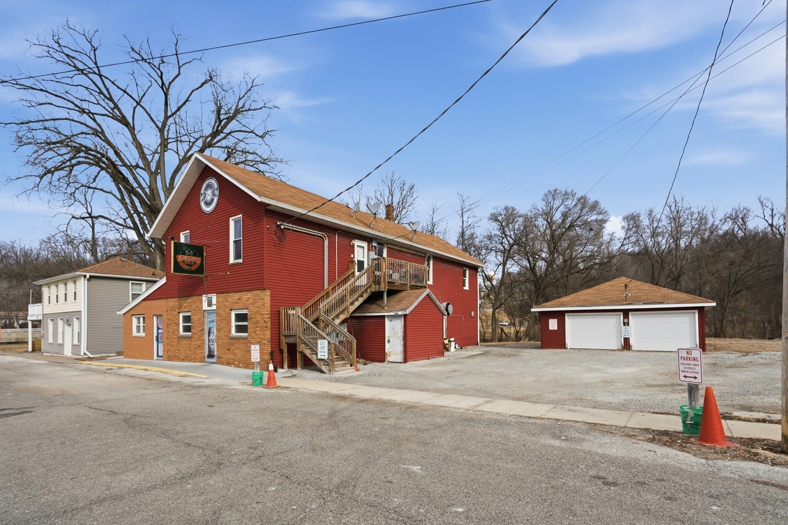 110 E 22ND Avenue