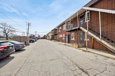 Tiny photo for 1211 Homestead Road #G, La Grange Park, IL 60526 (MLS # 12596840)