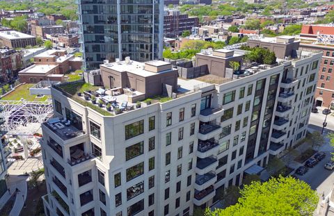 Photo of 2350 N Orchard Street #701, Chicago, IL 60614 (MLS # 12622843)