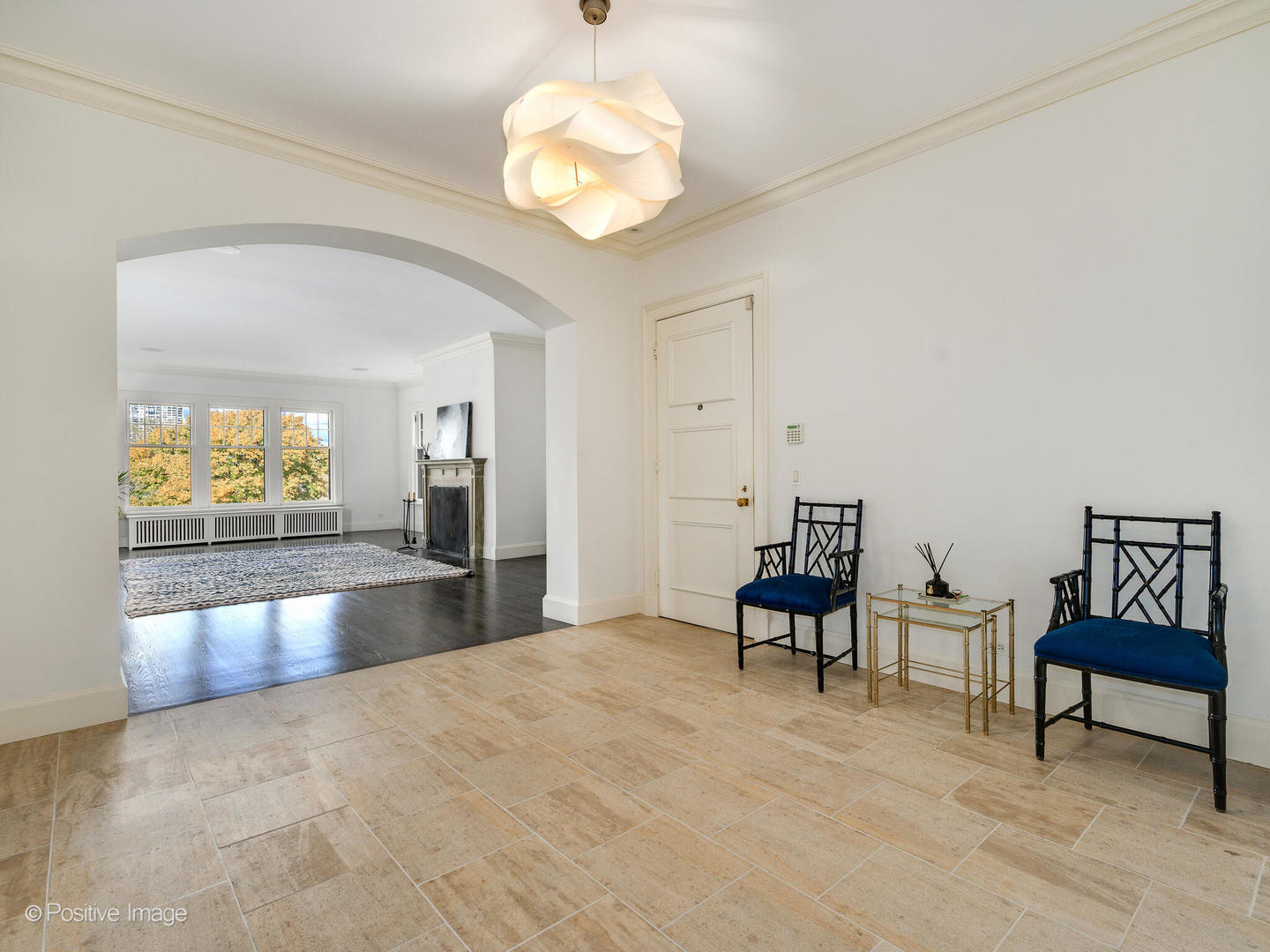 305 W Fullerton Parkway 4W