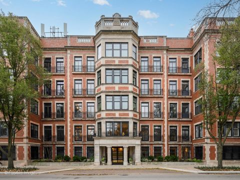 305 W Fullerton Parkway 4W Chicago IL 60614