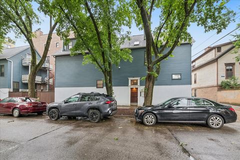 Photo of 1009 W Wolfram Street #1E, Chicago, IL 60657 (MLS # 12633559)
